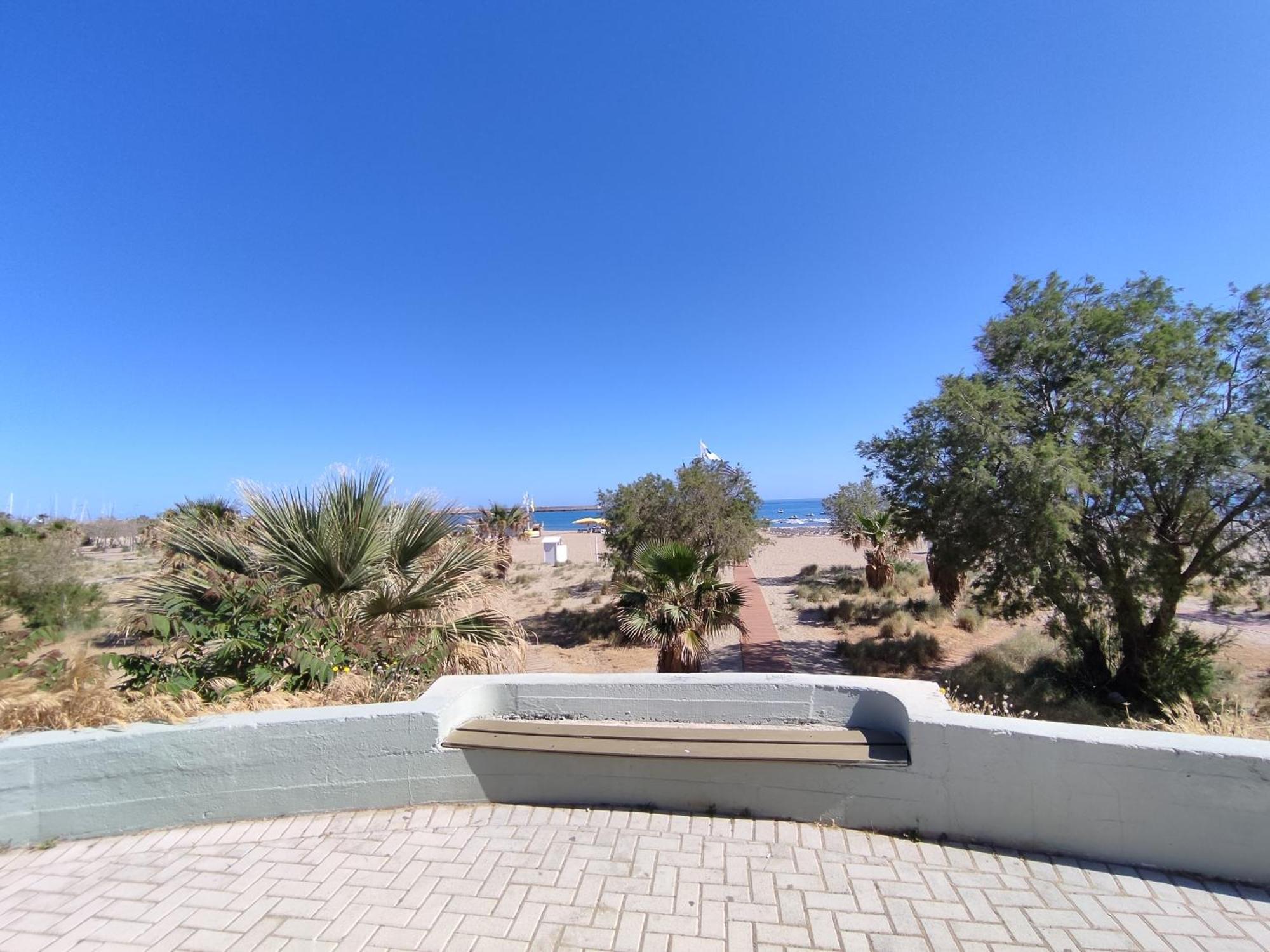 Stratos Seaside Corner Apartment Rethymno  Ngoại thất bức ảnh